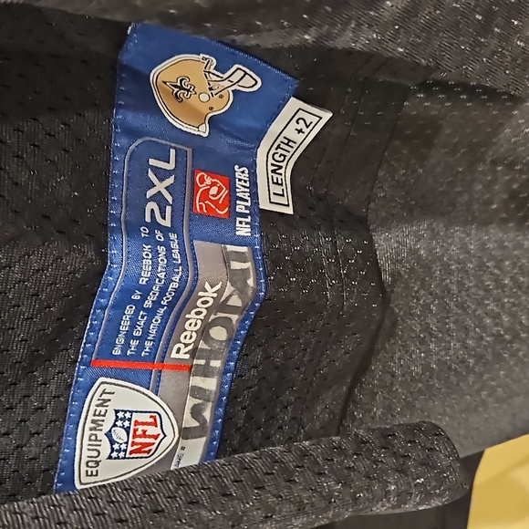 On field Brees - Picture 2 of 4